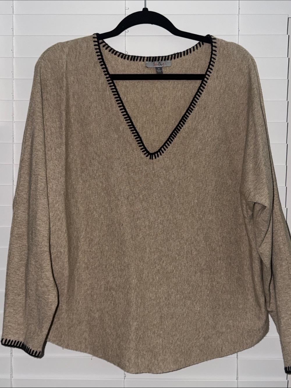 Ten-Oh-8 Beige V-Neck Women's Sweater with Contrast Trim